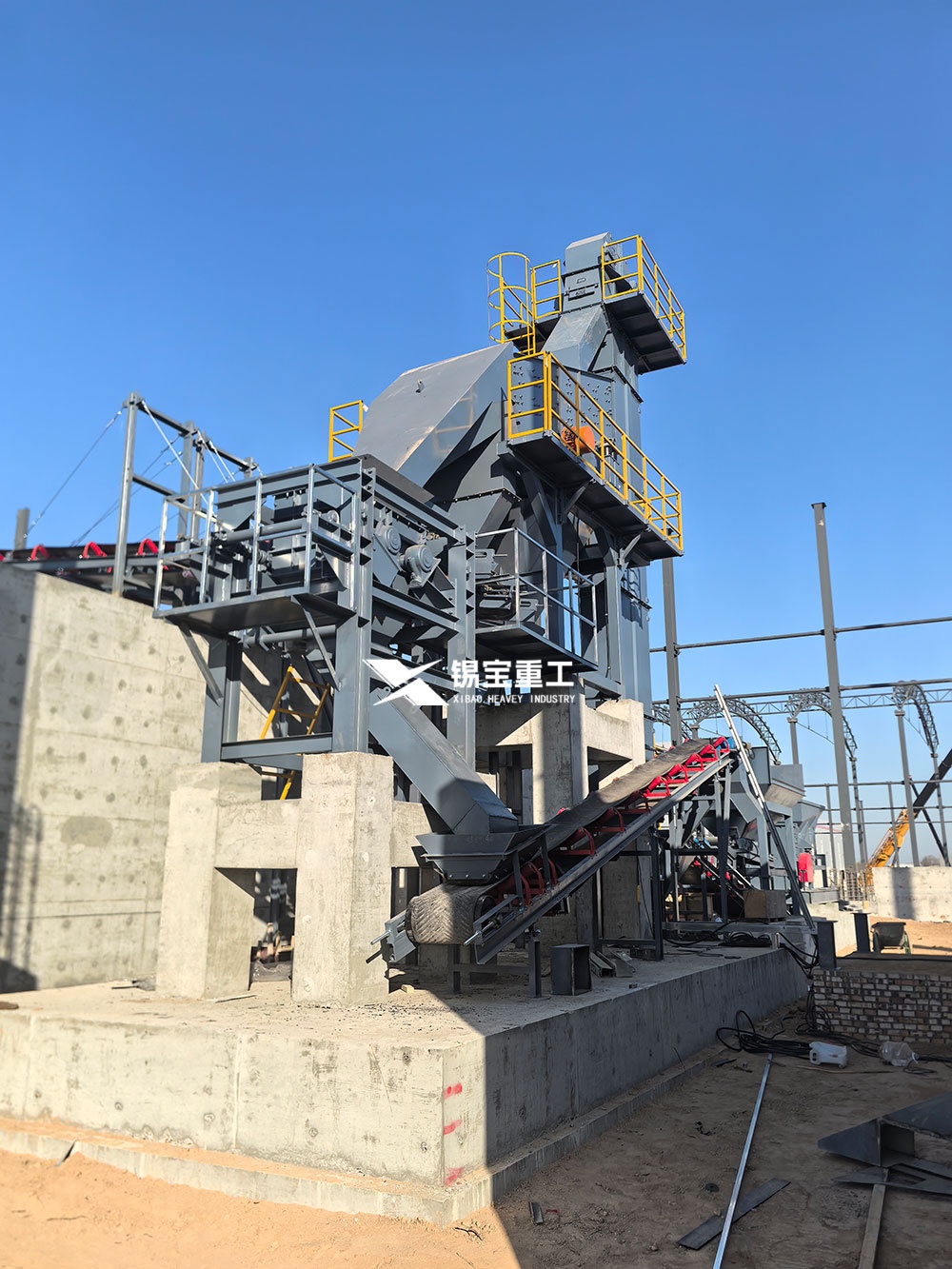 銑刨料破碎機(jī)